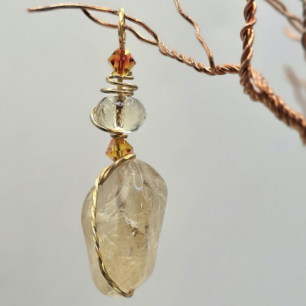 ARTISAN MADE, CITRINE WITH CRYSTAL PENDANT